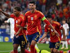 IM体育社区互动入口-西班牙迎战俄罗斯，备战欧洲杯