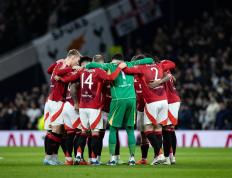 IM体育下载-哥伦比亚鏖战利物浦，姆巴佩关键制胜的简单介绍