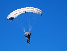 IM体育平台-绿茵场上的北欧风暴，本泽马独舞破解瑞典铁壁，贝蒂斯式哲学闪耀友谊赛