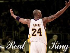 IM体育-温网轻取拉沃尔杯，西西帕斯扛起全队，一场个人英雄主义与团队精神的完美交响