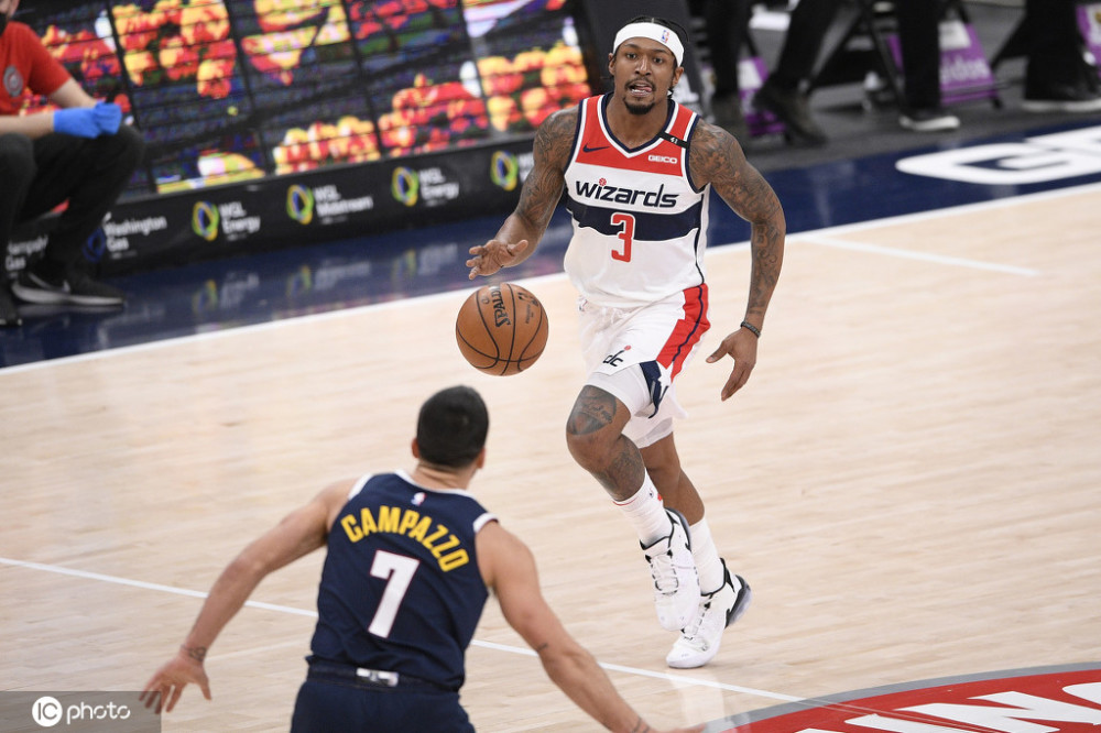 IM体育注册链接-尼克斯血洗猛龙，布拉德利惊艳世界