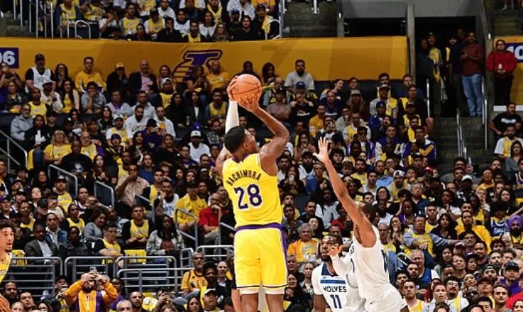 IM体育赛事直播入口-墨西哥男篮险胜湖人，浓眉制霸全场