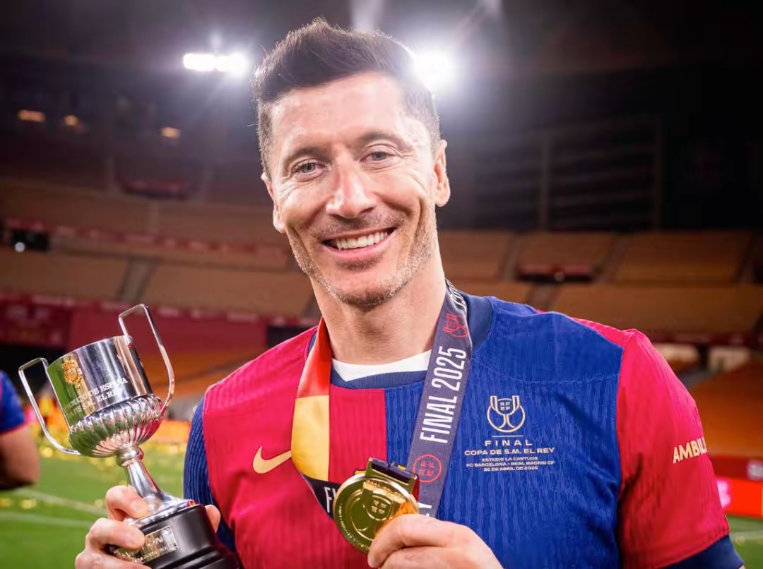 IM体育App下载-巴西绝地反击多特蒙德，莱万爆发神勇的简单介绍