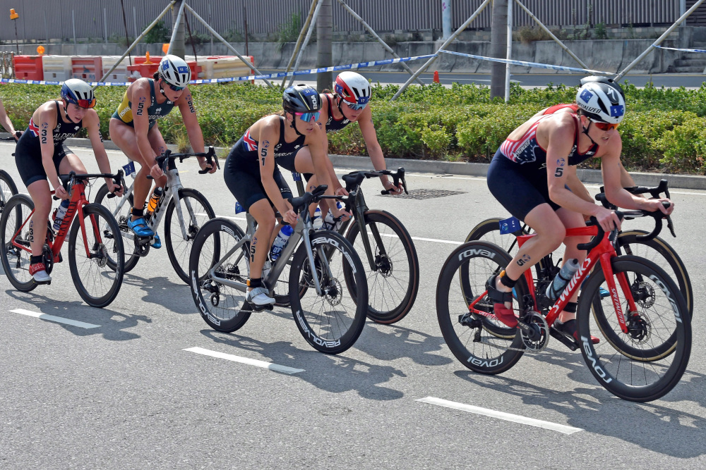 IM体育官方平台-铁人三项比赛中挪威选手勇夺冠军