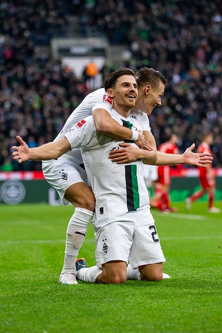 IM体育官方网-关于门兴格拉德巴赫队球员默契配合，一路高歌猛进的信息