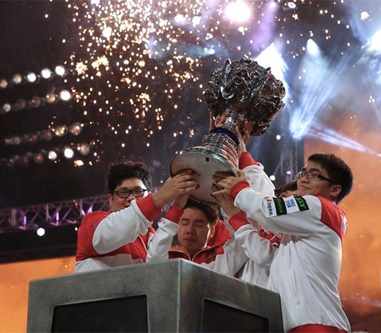 IM体育在线注册-关于精彩角逐抢夺冠军,场面火爆的信息