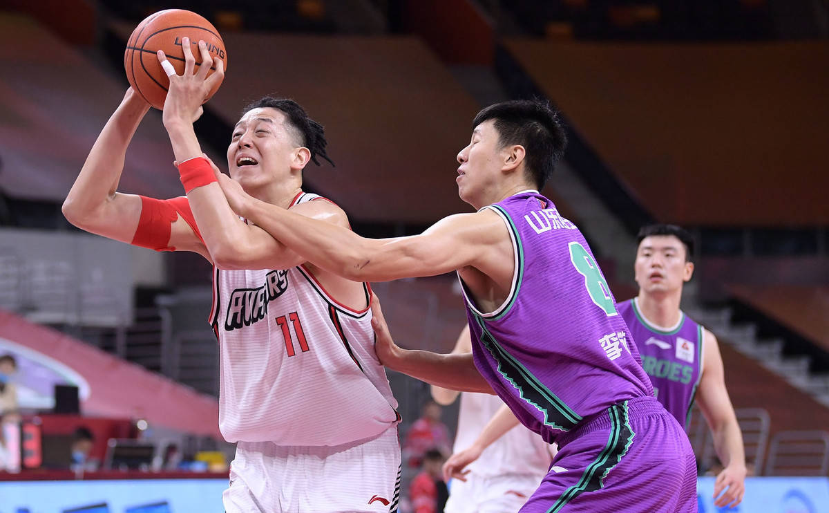 IM体育社区互动入口-包含深圳男篮逆转山东,士气大振的词条