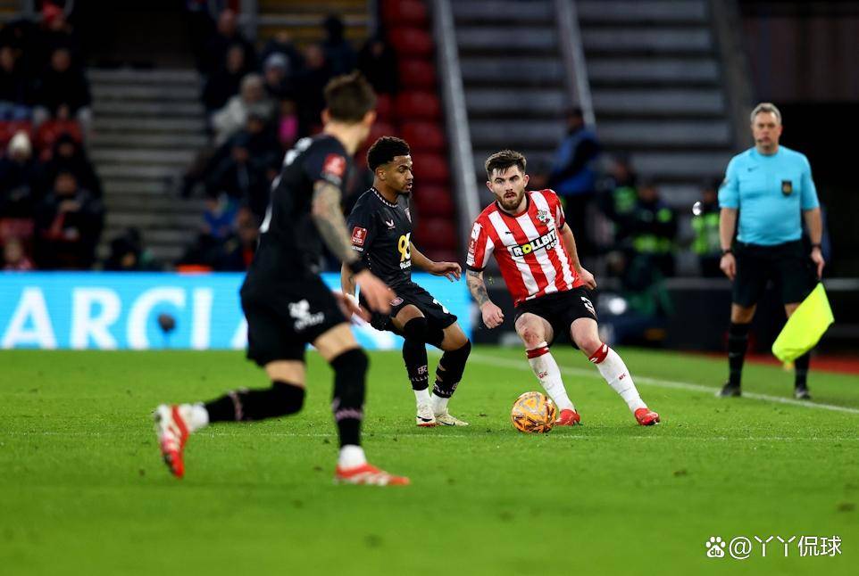 IM体育官方平台-伯恩利主场不敌南安普顿,遭遇连败境地!的简单介绍