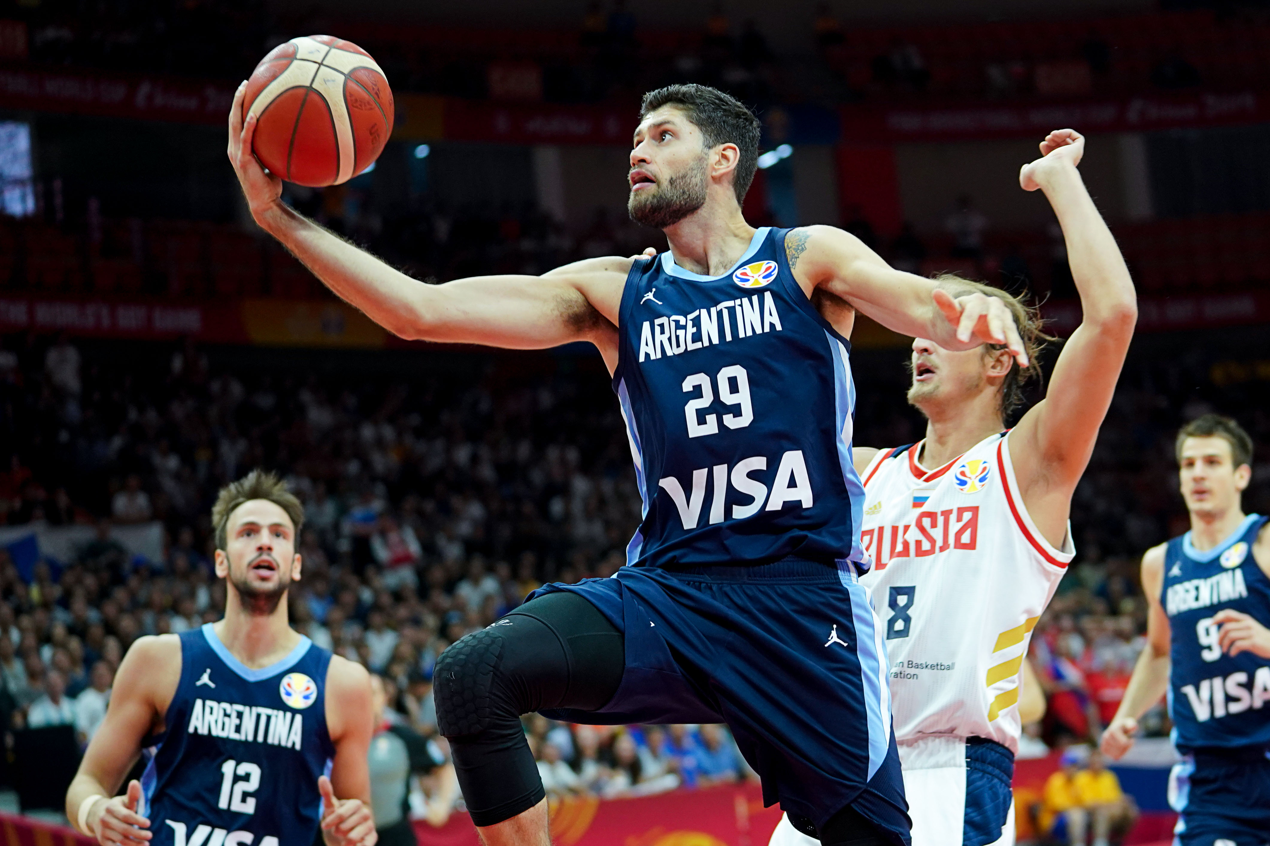 IM体育官方网-俄罗斯队备战冠军赛，头号球星亮相