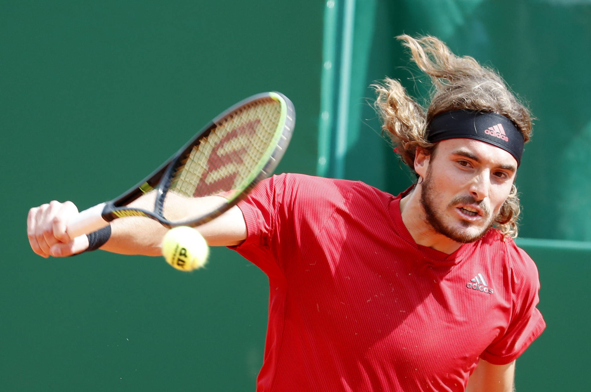 IM体育数据分析平台-年终总决赛逆转法网，西西帕斯惊艳四座